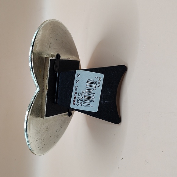 Sonoma Heart-Shaped Enamel Red Photo Frame Holds 2x2 Picture - Picture 3 of 4